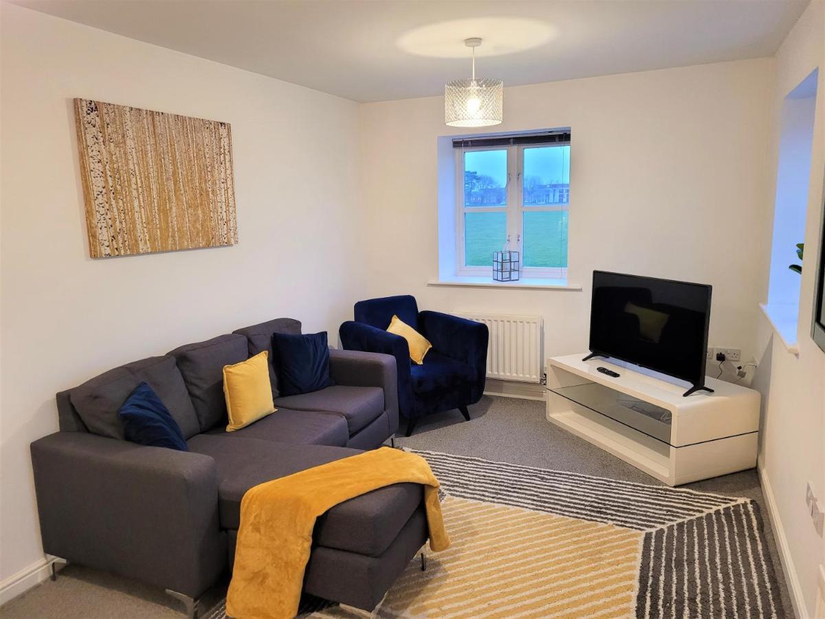 Catchpole Stays Abbey Field Apartment- A Lovely 2 Bed Apartment With Field Views Near Colchester Town Centre Екстериор снимка